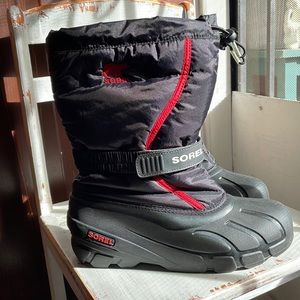 SOREL SNOW BOOTS